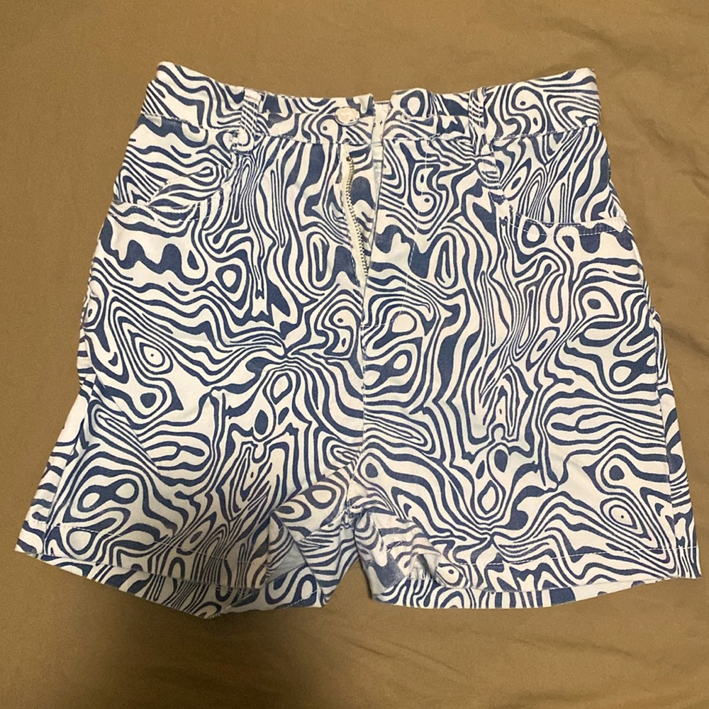 Love & Harmony High Waisted Wavy Shorts